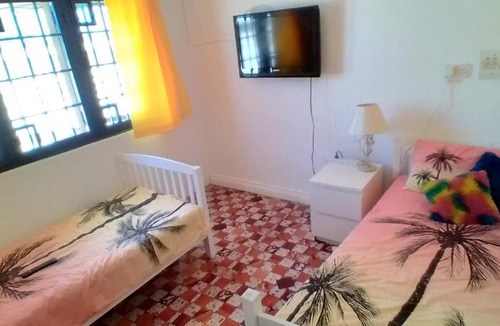 Accra Bed & Breakfast | Tropical Quest B&B