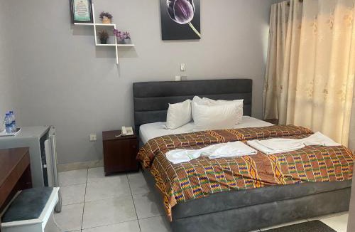 Weija Hotel | ULTIMATE HOTEL