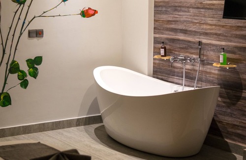 Osu Klottey Hotel | Urbano Hotel