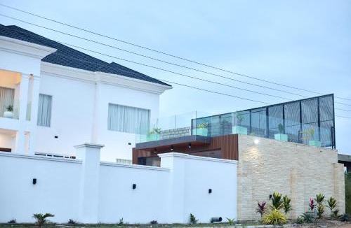 Dansoman Hotel | Villa Hills Hotel