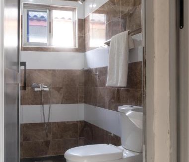 Kasoa Hotel | Village Francophone Hotel
