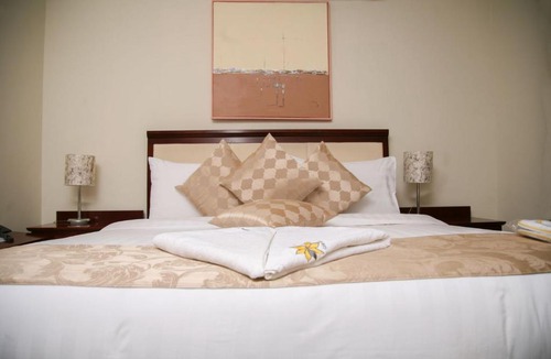 Ho Hotel | Volta serene Hotel