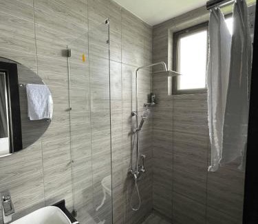 Koforidua Bed & Breakfast | Yaven Heights Hotel