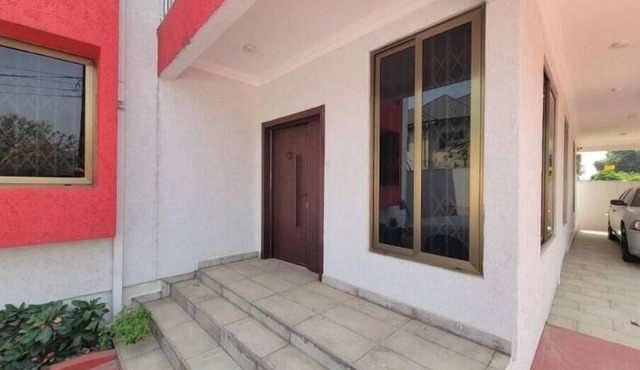 2 Bedroom Exctv Home @Sapeiman in Ga West