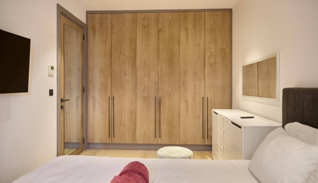 Accra Luxempire Homes-1 bedroom in diamond in city in Accra