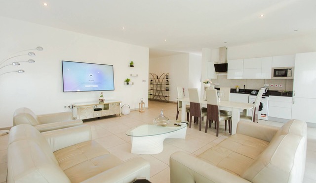 Accra Luxury Apartments at Pine Court