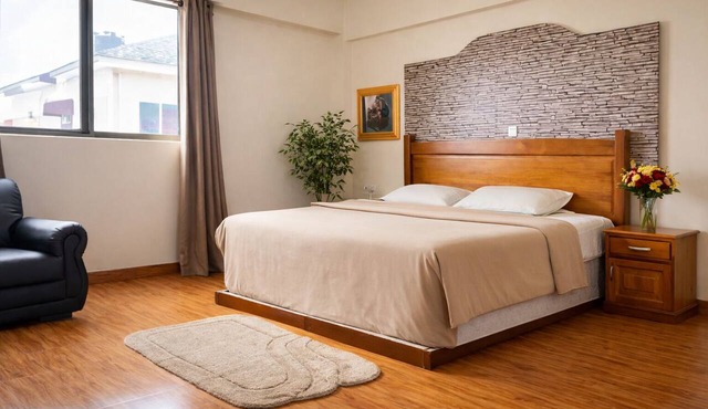 Ampomaah Hotel in Accra