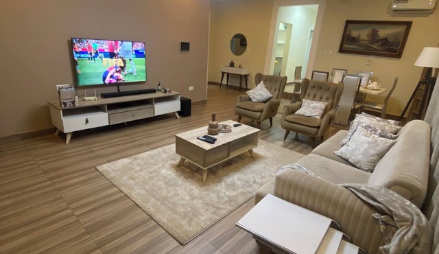 Beautiful 3-bedroom apartment with AC in peaceful Accra in Accra