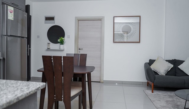 Chic and stylish 2 bedroom apartment in Accra