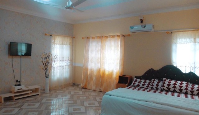 City Stay Lodging in Accra