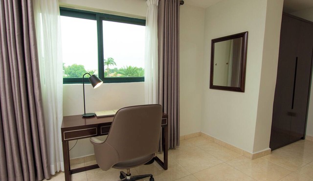 Crystal Palm Hotel in Accra