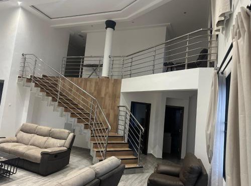Decorum Hills Villa
