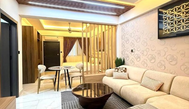 Estaaron Crave - Villas and Apartment Hotel