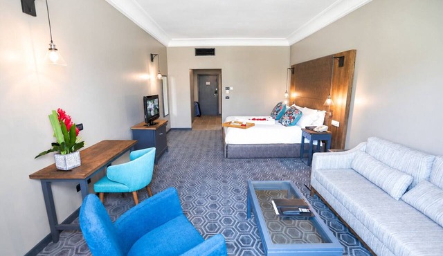 Fiesta Royale Hotel