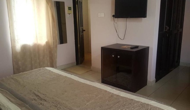 First Choice Hotel