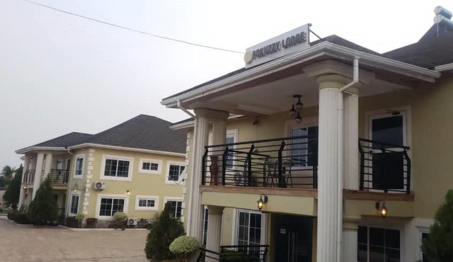 FOKUZZY LODGE in Accra