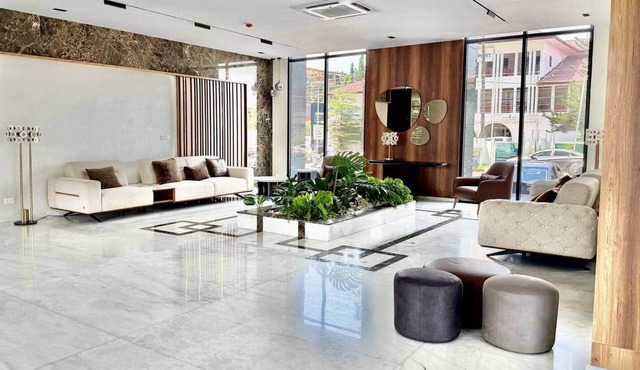 Harmonia Studio | Airport City Pool Fast WiFi