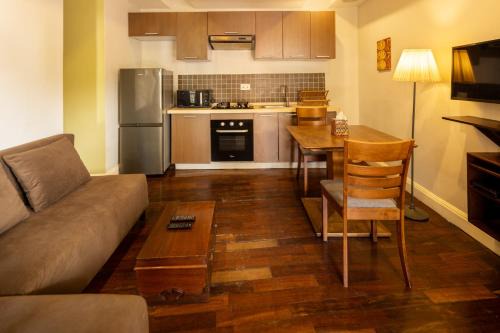 High Street Suite - Olma Hotel and Suites