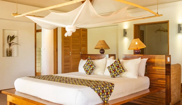 Lou Moon Eco-Luxury Resort