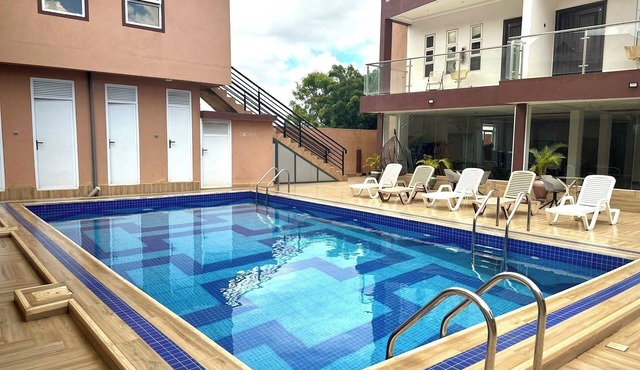 Lucy’s Lounge, Cozy 2-bedroom apartment in East Legon Hills