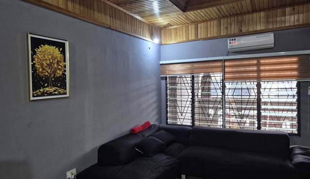 Lux, Spacious, apt, close 2 the beach and Airport. in Greater Accra Region