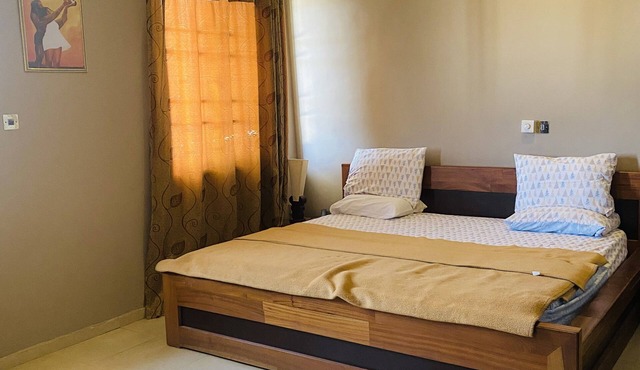 Luxurious Ten-Bedroom Lodge Apartment