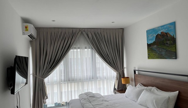 Luxurious Two Bedroom Duplex at Embassy Gardens