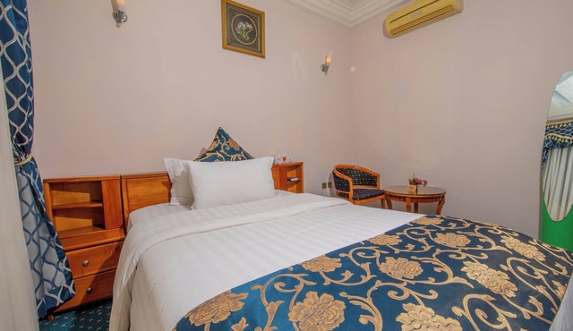 Mac-Dic Royal Plaza Hotel