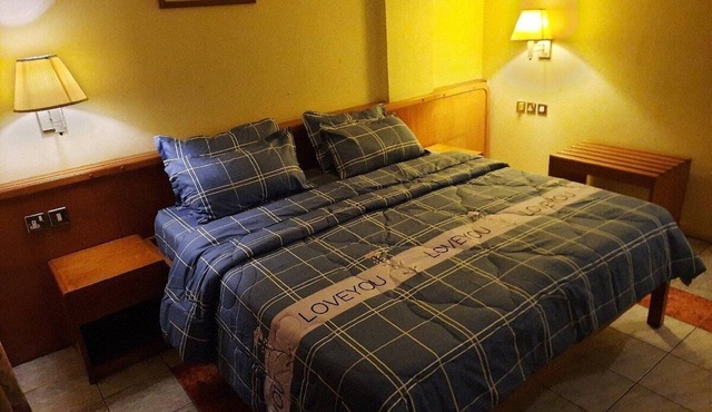 Maple Leaf Korean Hotel in Accra