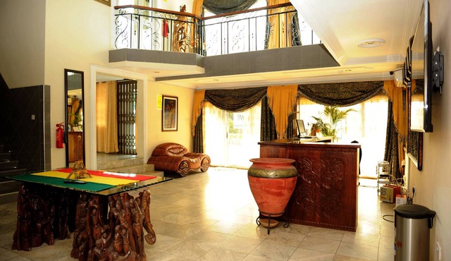 Mount Pleasant Inns & Apartment in Obosomase