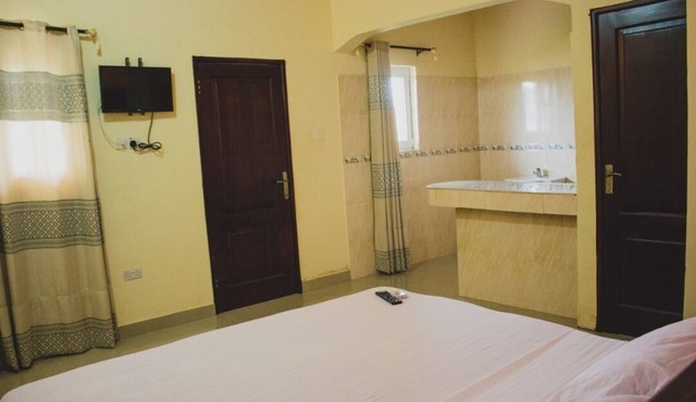 Ogo Lodge