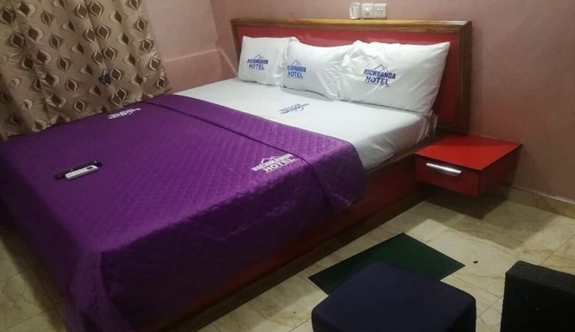 Richmanda Hotel