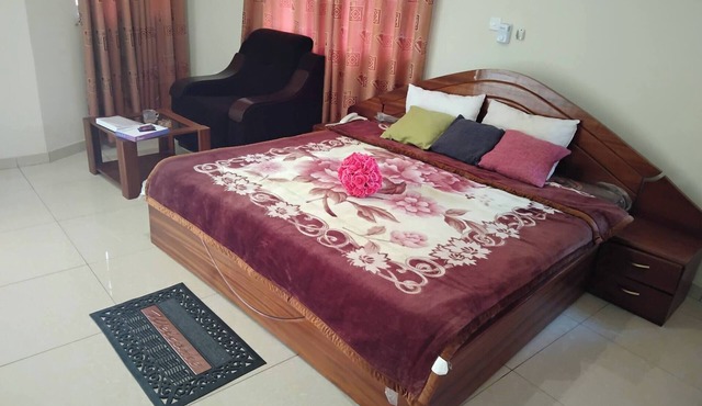 Room-renajoe Exclusive Guesthouse Tema C