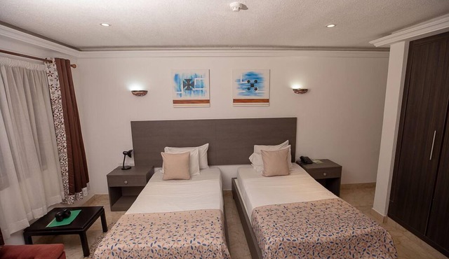 Royal Basin Resort
