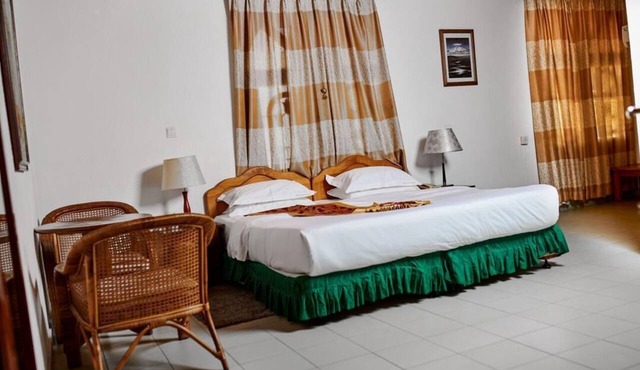 Royal Park Hotel
