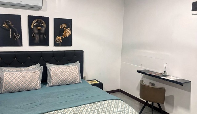 Sleepeaze Hotel in Afienya