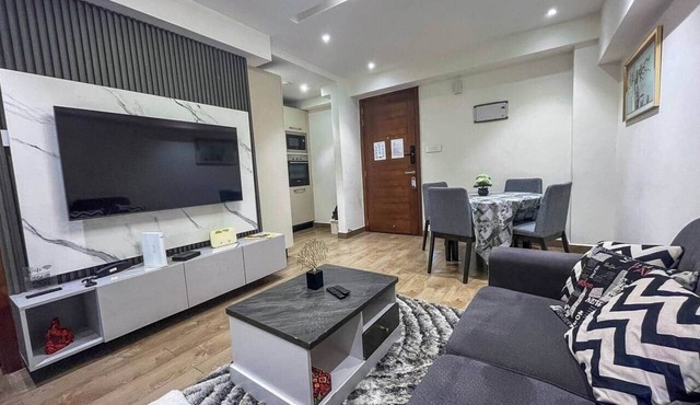 Solaris Executive 1BR Osu | Pool, Gym & Wi-fi