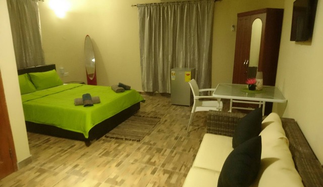 The Golden Apple Guest House in Accra