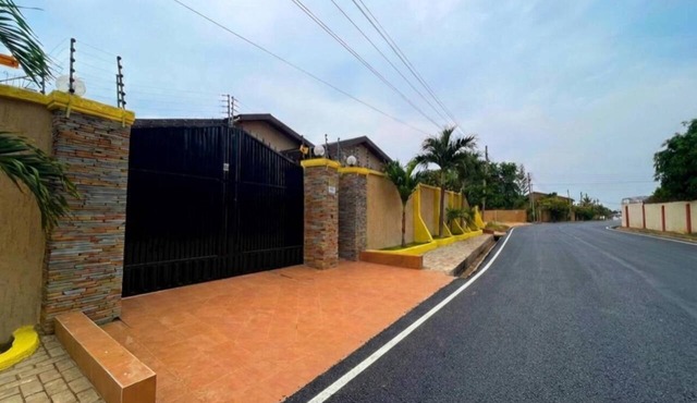 Tina's Court is a charming 2-bedroom apartment in Ashongman Estate, Accra Ghana in Accra