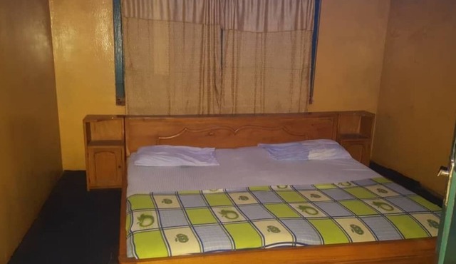 Topway Hotel