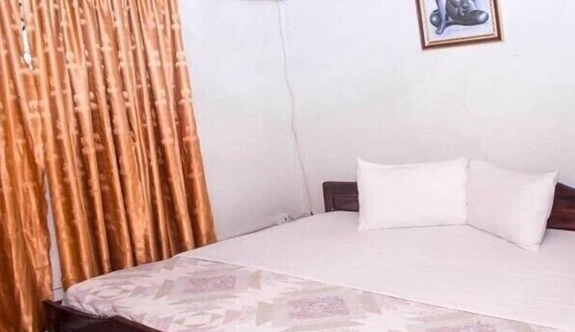 Vinny Hotel