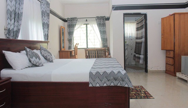 Wildwin Resort - Hostel in Kuntanse