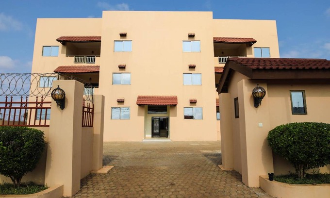 Teshie Apartment | 150 m² Apartment ∙ 2 bedrooms ∙ 127 guests