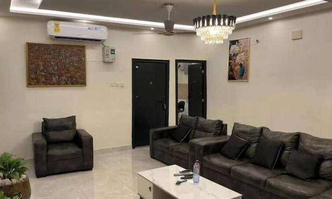 Accra House | 2Bdrm Entire Home Gated,Ac Netflix Outdoor Lounge