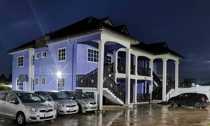 Accra Apartment | 75 m² Apartment ∙ 2 bedrooms ∙ 4 guests