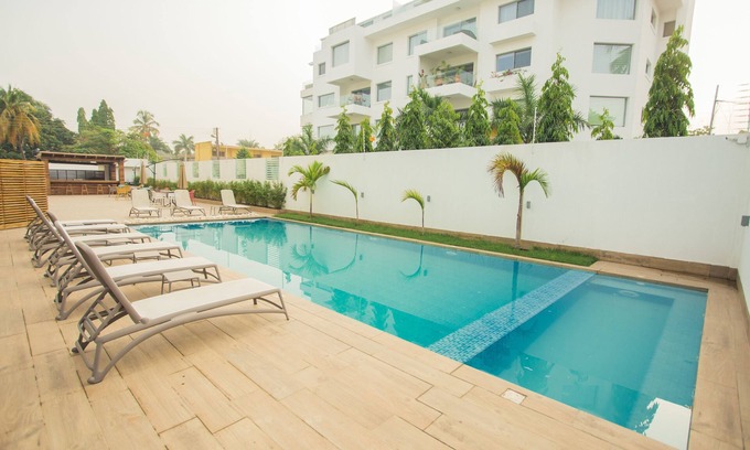 Labone Apartment | Accra Luxury Apartments at The Lul Water