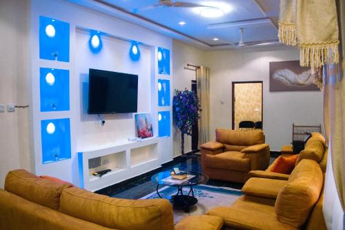 Adenta Apartment | Adji's Cozy Villa