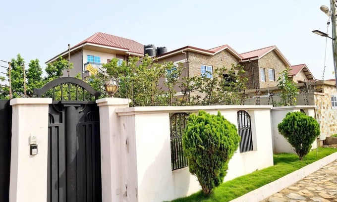 Adenta Apartment | Douglas Luxury Apartments-Wow Luxury 1Bed Apartmnt