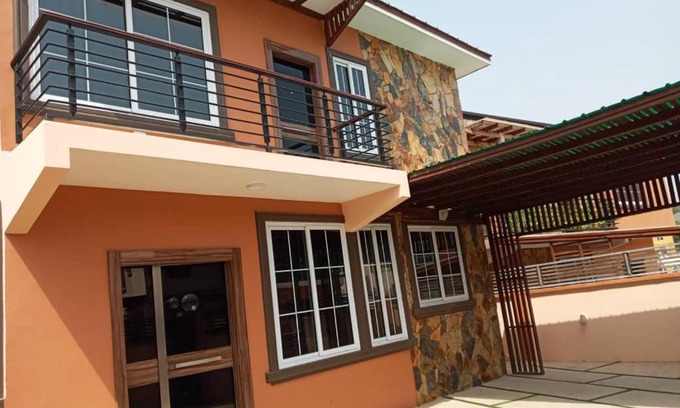 Accra House | Executive 2 Bedroom House in Gated Community