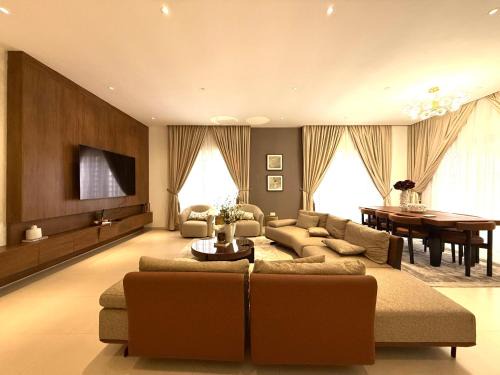 Nungua House | R&R Homes
